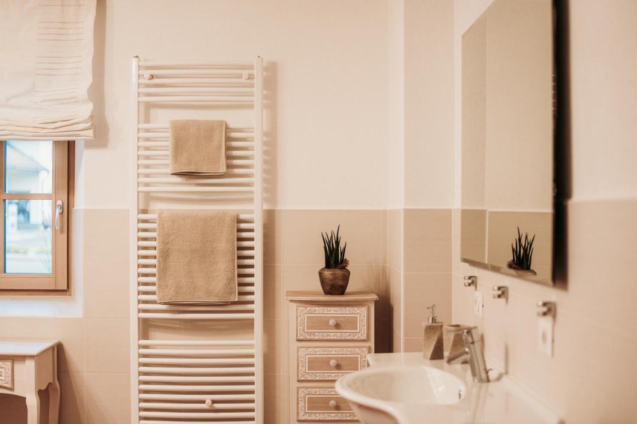 Ban Hilba Apartment Фалцес Екстериор снимка