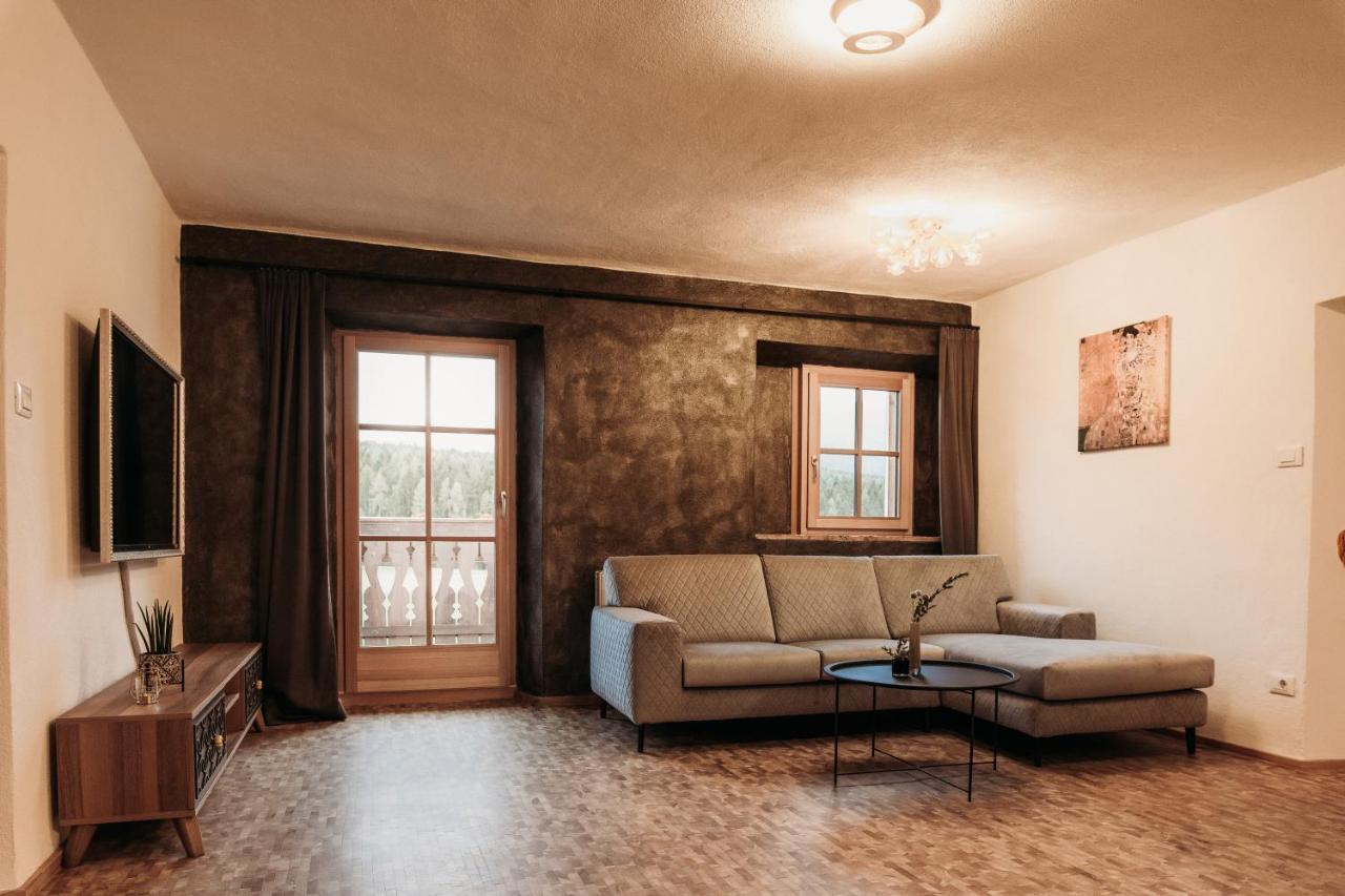 Ban Hilba Apartment Фалцес Екстериор снимка